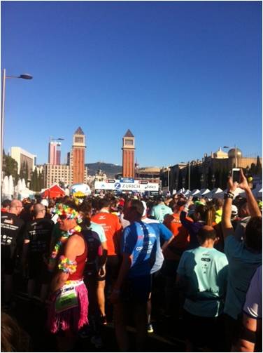 Abby McKenzie with others at the start of the Barcelona marathon